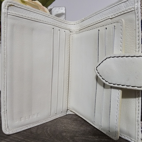CELINE GUC Vintage Compact Wallet with Signature C/Horse and Rider design - Picture 7 of 8